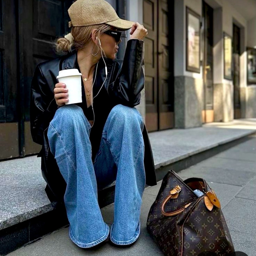 Louis Vuitton - Speedy 30 Bag 💕